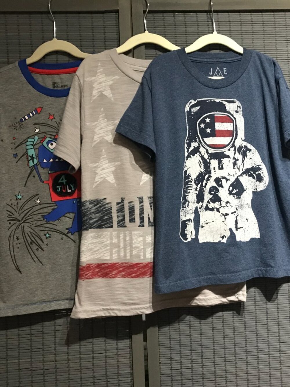 Bundle: 3x Red/White/Blue T-shirts - size 7